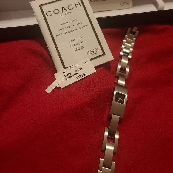 Coach Watch - Picture 3 of 6